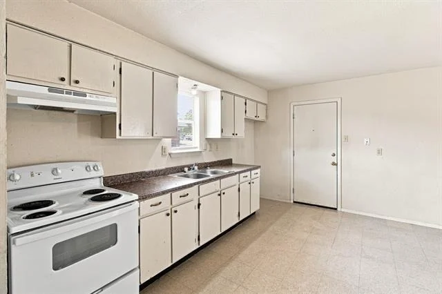 Photo of 1572 Reef Drive