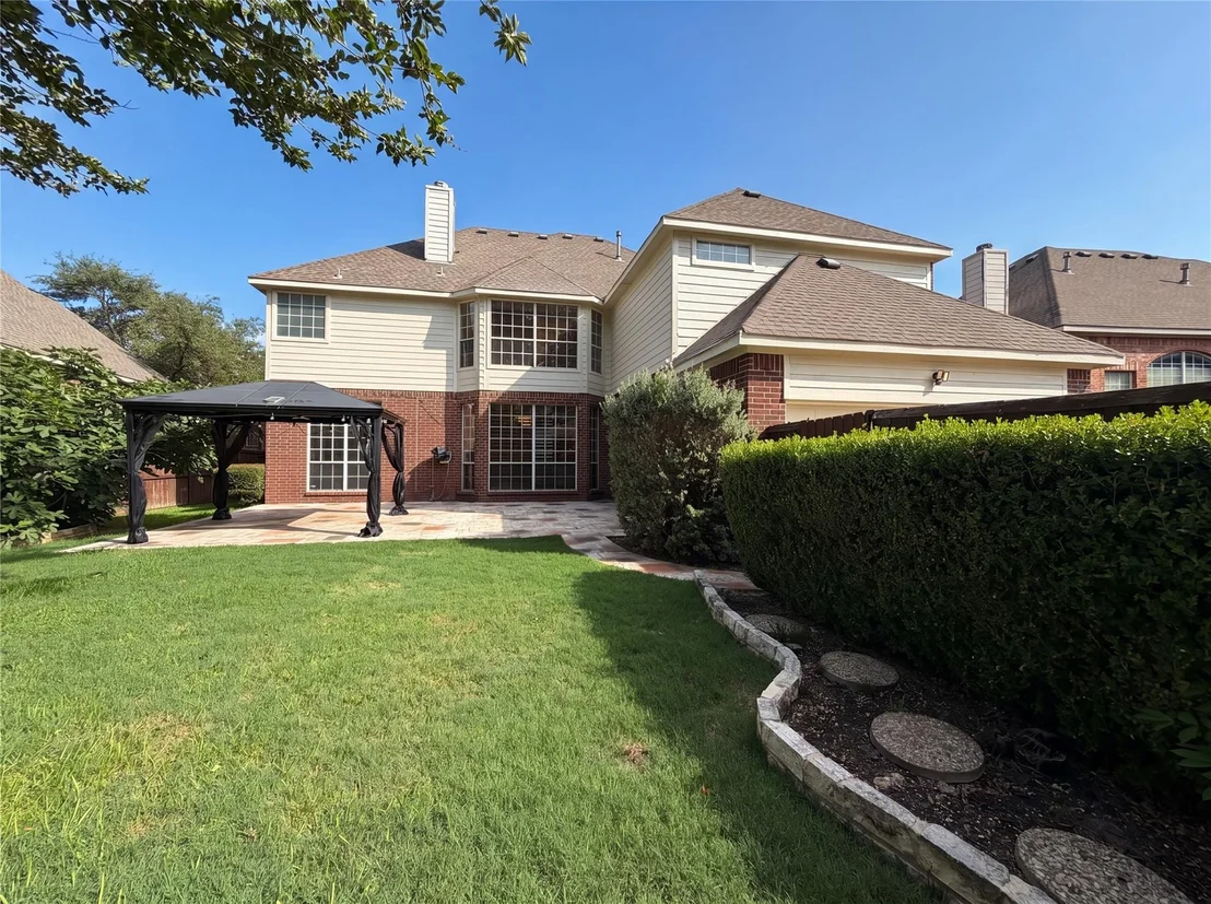 Photo of 1429 Greenbriar Drive