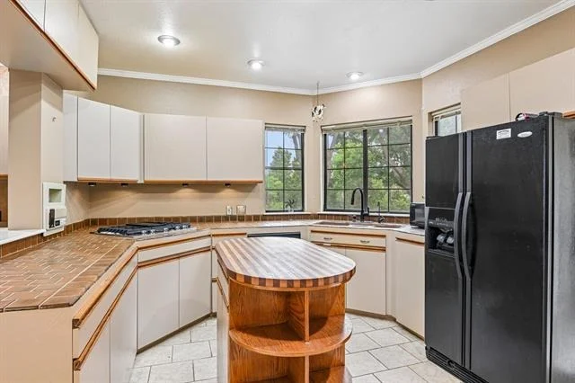 Photo of 128 Sceptre Drive