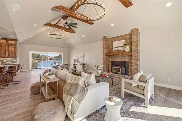 Photo of 2309 River Road