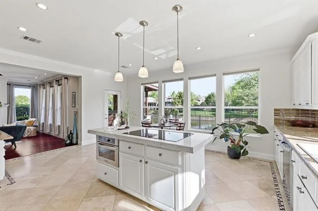 Photo of 1048 Basilwood Drive