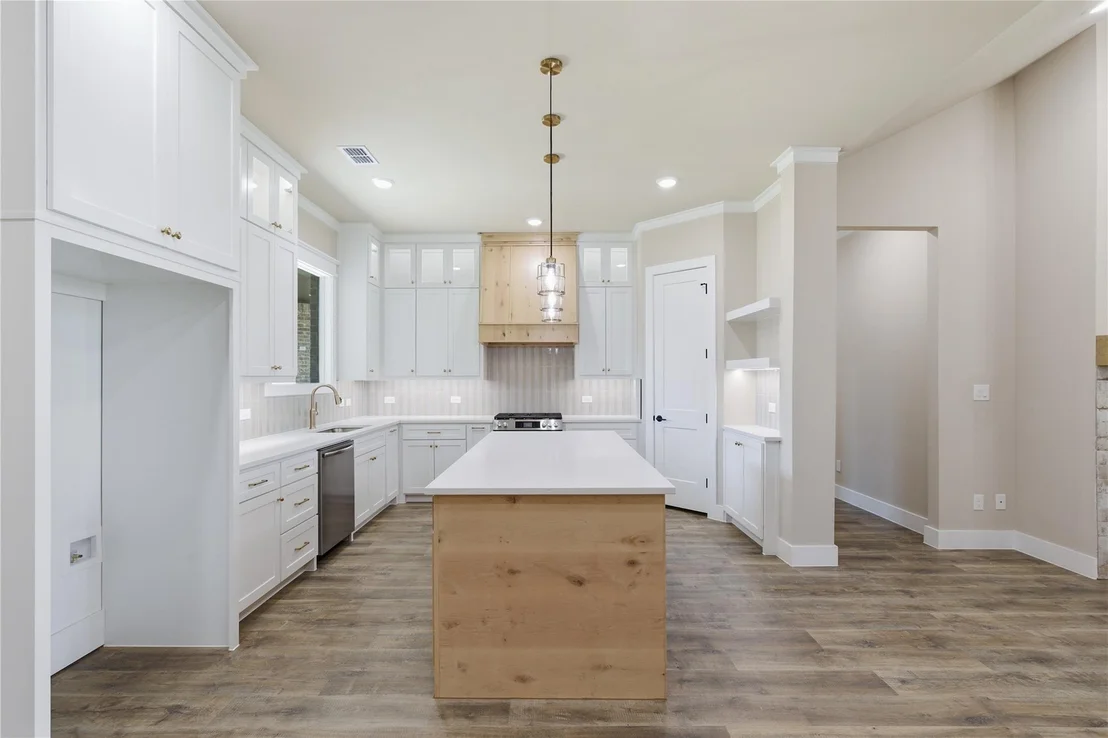 Photo of 709 Anne Road