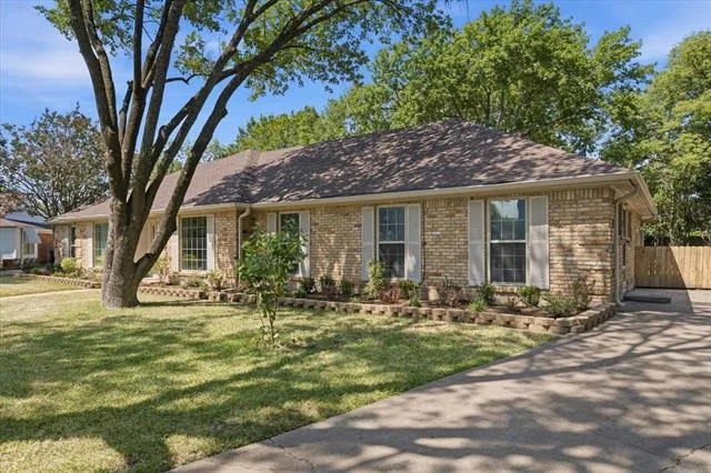 Photo of 5709 Silver Lake Circle