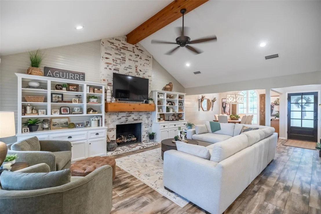 Photo of 23 Lytle Place Drive