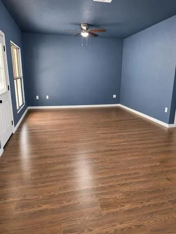 Photo of 469 Holly Glen