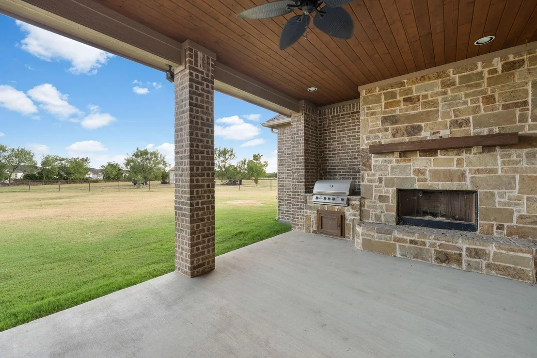 Photo of 5001 White Pine Drive