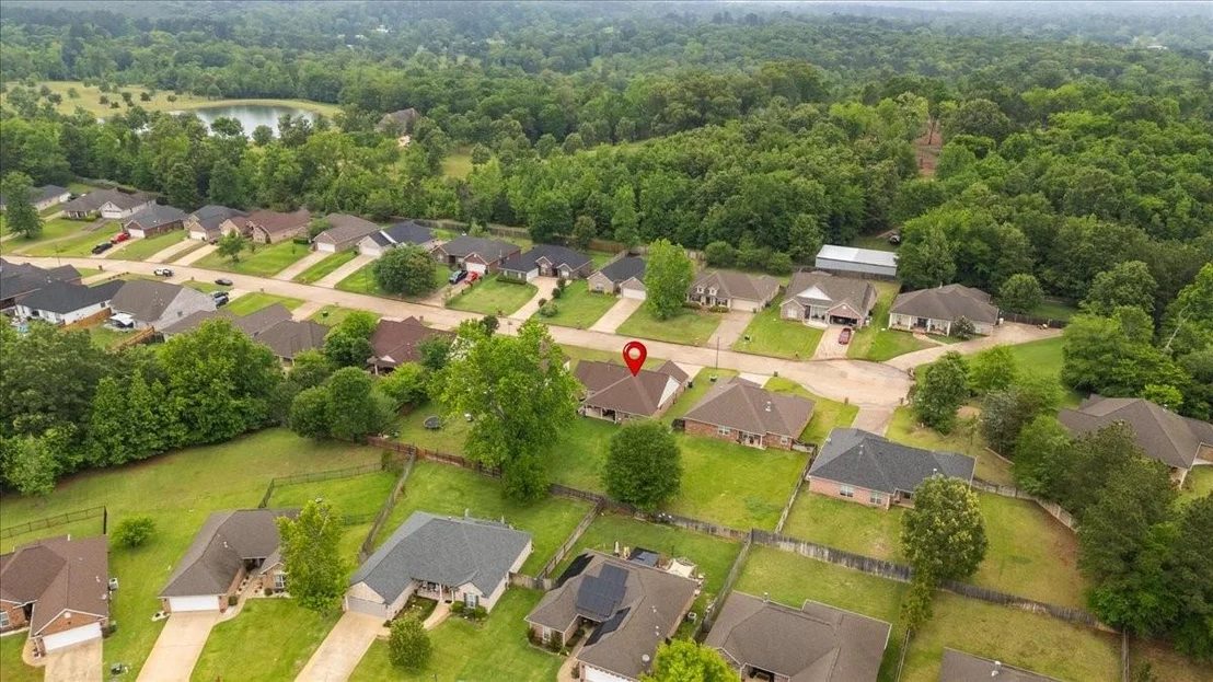 Photo of 220 Sandstone Lane