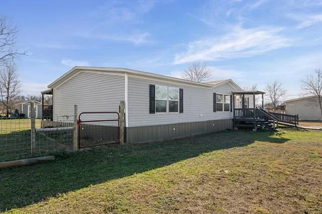 Photo of 1639 Elm Lake Road