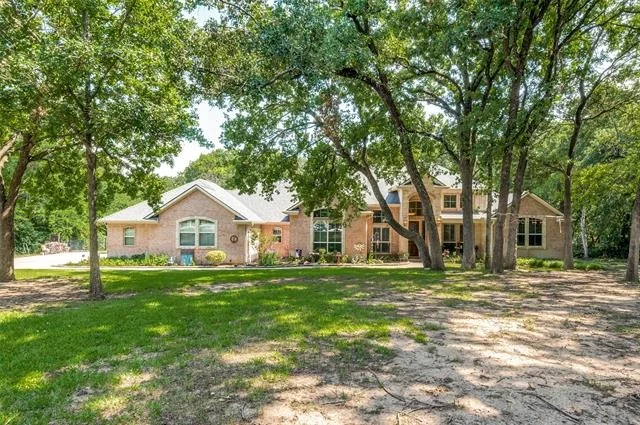 Photo of 4401 Oak Shores Circle