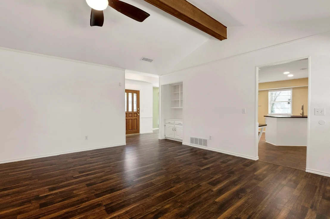 Photo of 2207 Glen Forest Lane