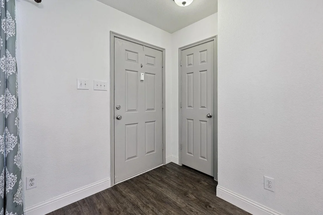 Photo of 10740 Irish Glen Trail