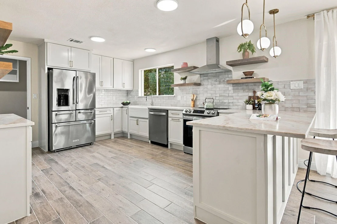 Photo of 717 Redwing Drive