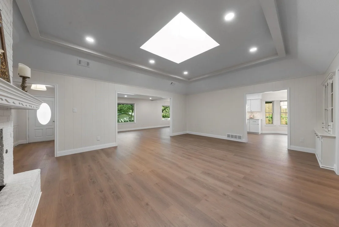 Photo of 2844 Hurstview Drive
