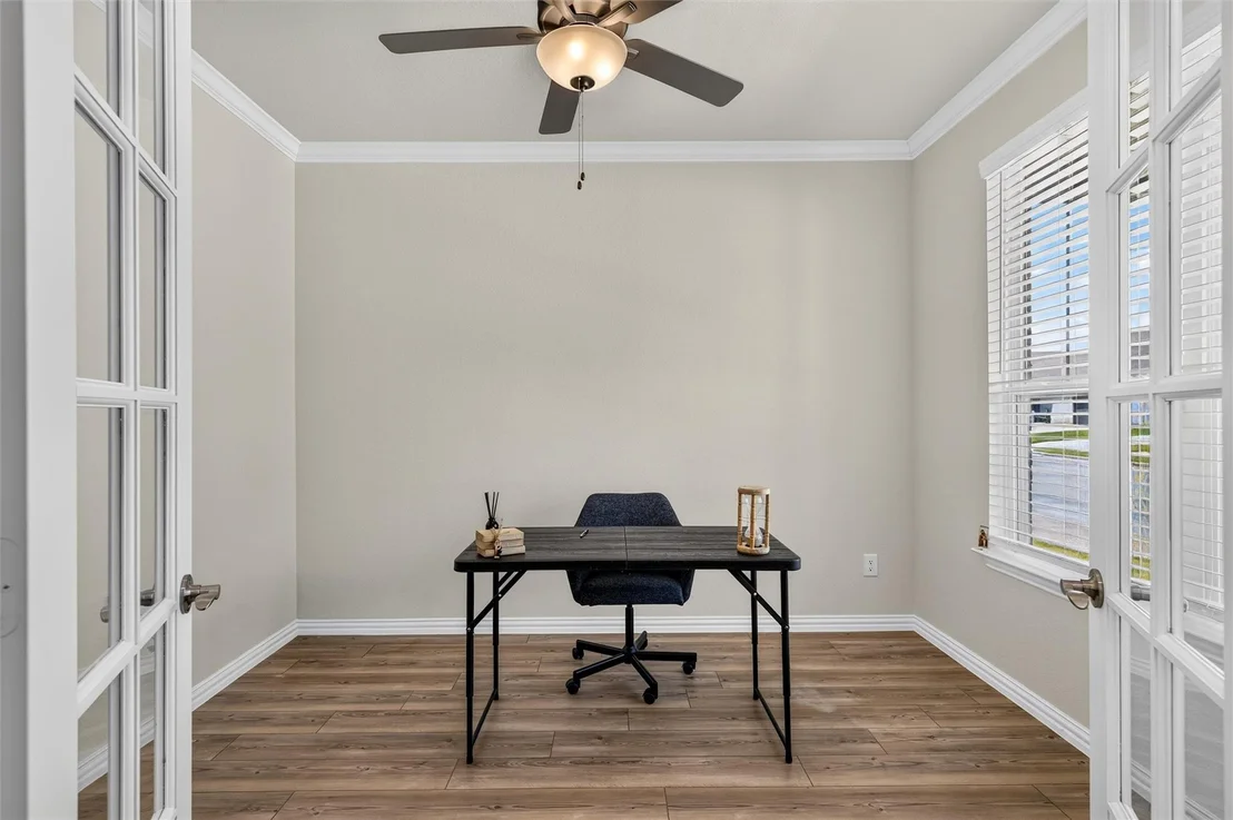 Photo of 8715 Royal Star Road