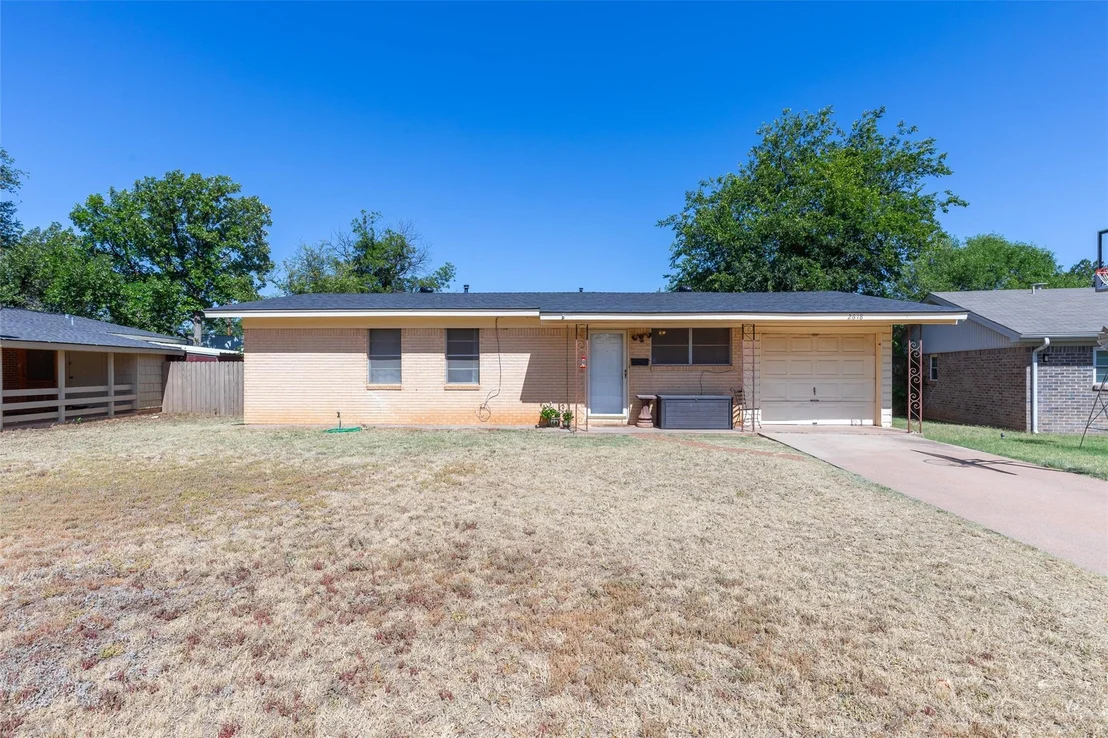 Photo of 2618 Rountree Drive