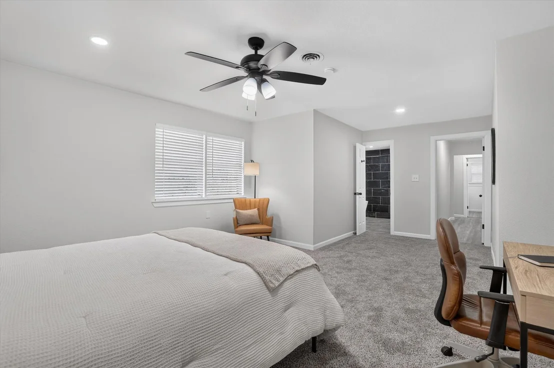 Photo of 1204 Loma Alta Place
