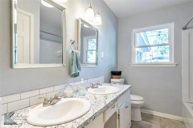 Photo of 2310 Hollis Drive