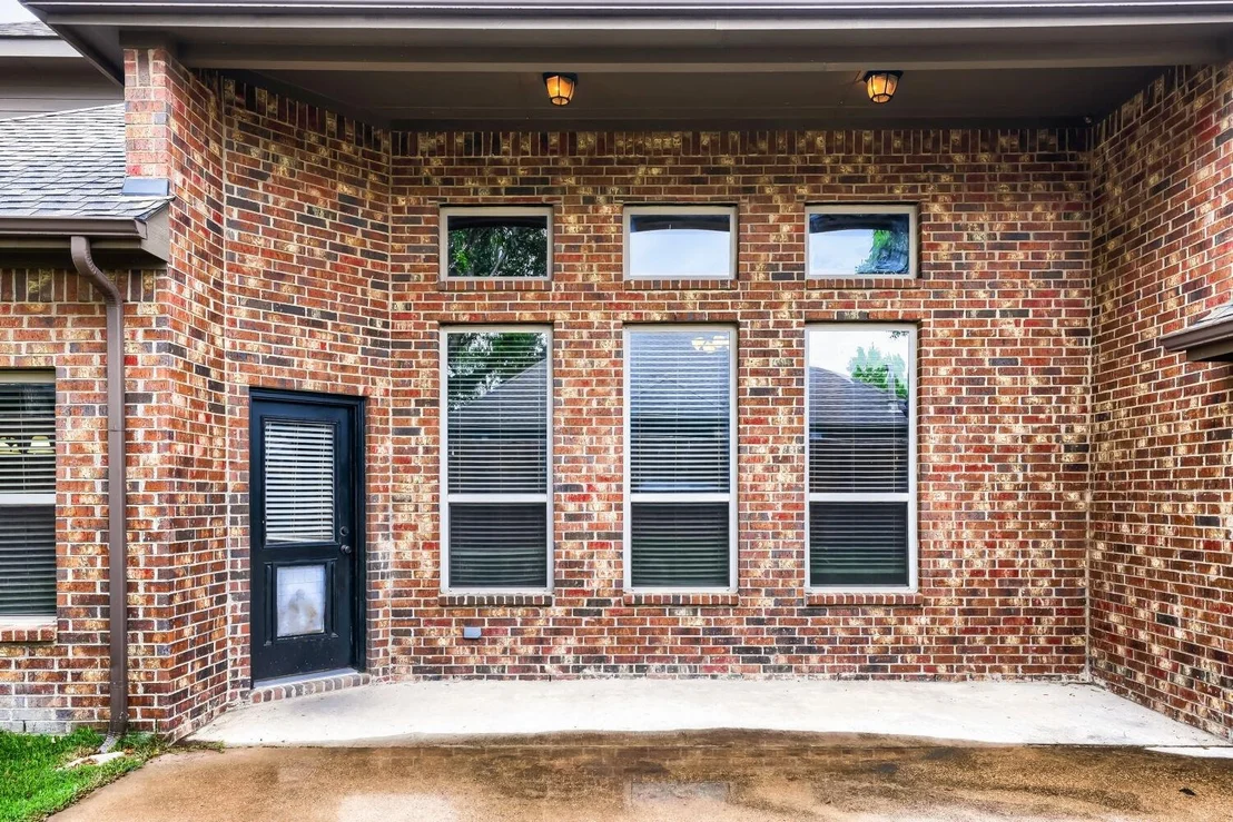 Photo of 126 Fox Hollow Boulevard