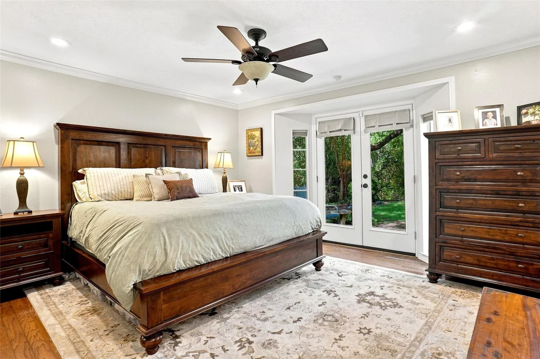 Photo of 933 Blue Lake Circle