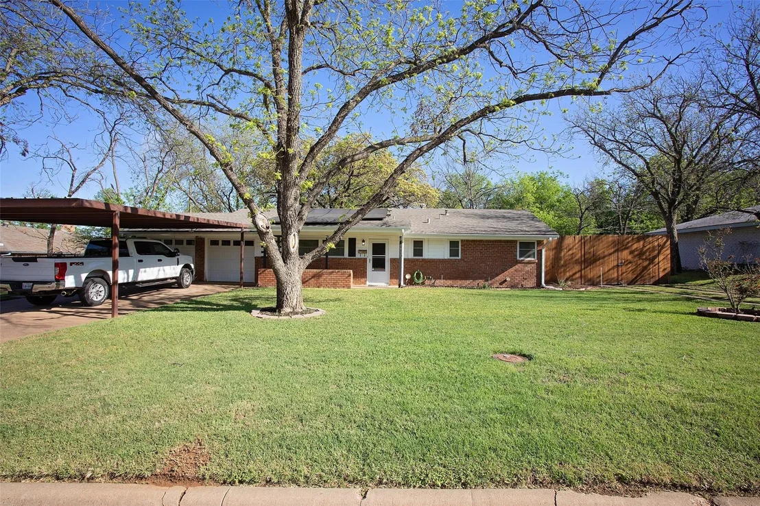 Photo of 1405 Thompson Drive