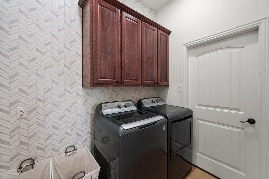 Photo of 1815 Clearbrook Lane