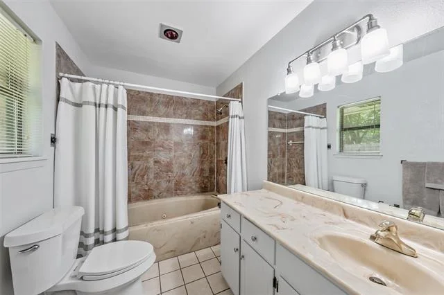 Photo of 354 Royal Circle