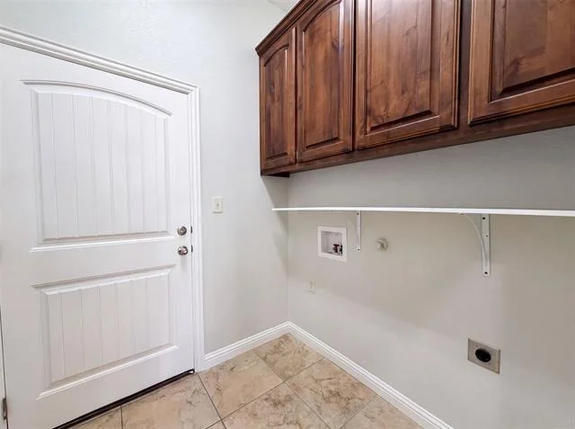 Photo of 120 Donna Circle
