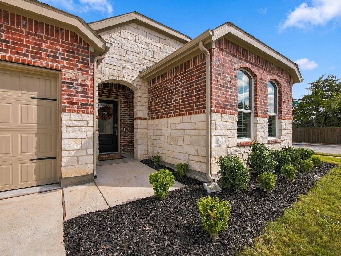 Photo of 1818 Holden Drive