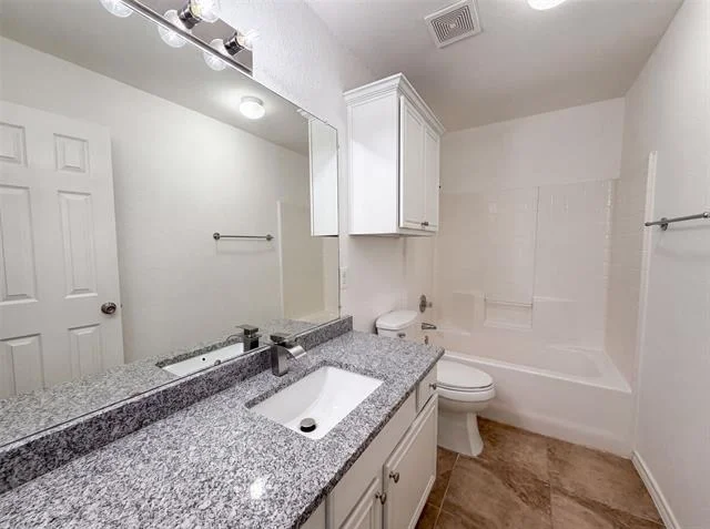Photo of 825 Adams Drive