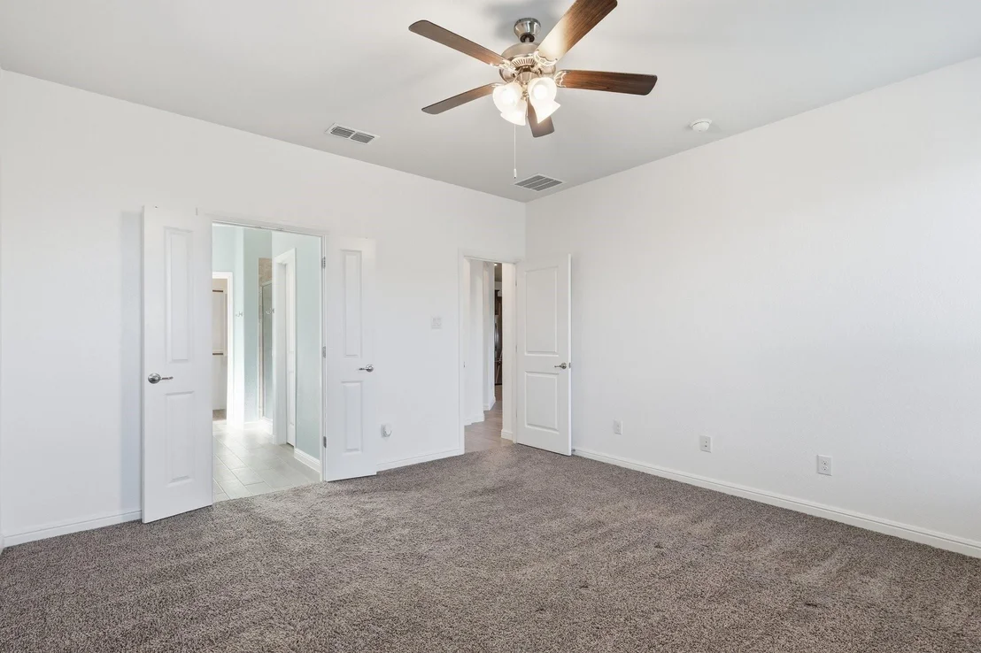 Photo of 1044 Blackhorse Trail