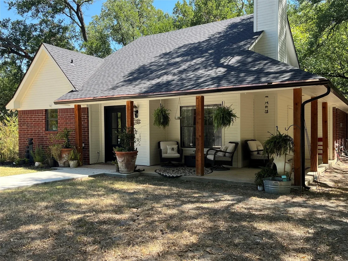 Photo of 1229 Epps Road