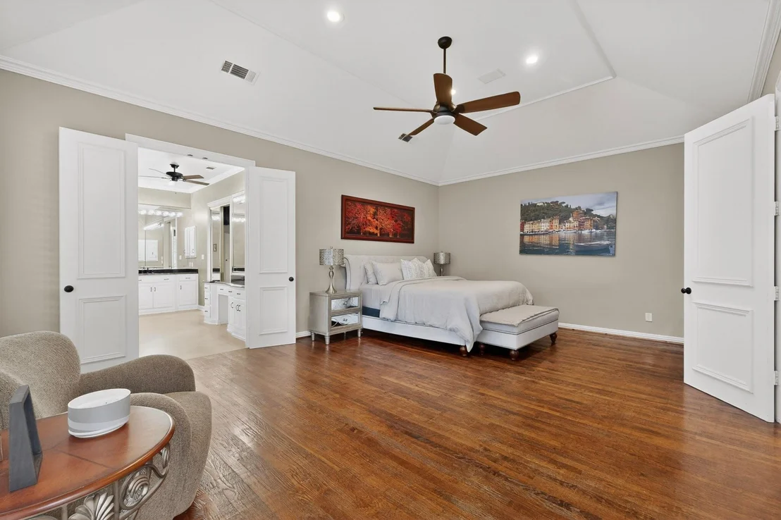 Photo of 5700 Walden Drive