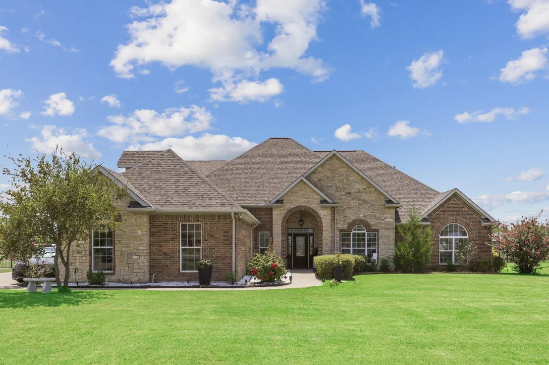 Photo of 15144 Delaney Lane