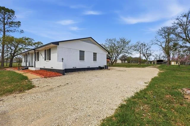 Photo of 3913 Hickox Road