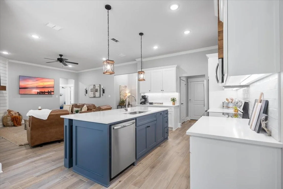 Photo of 1627 Orchard Lane