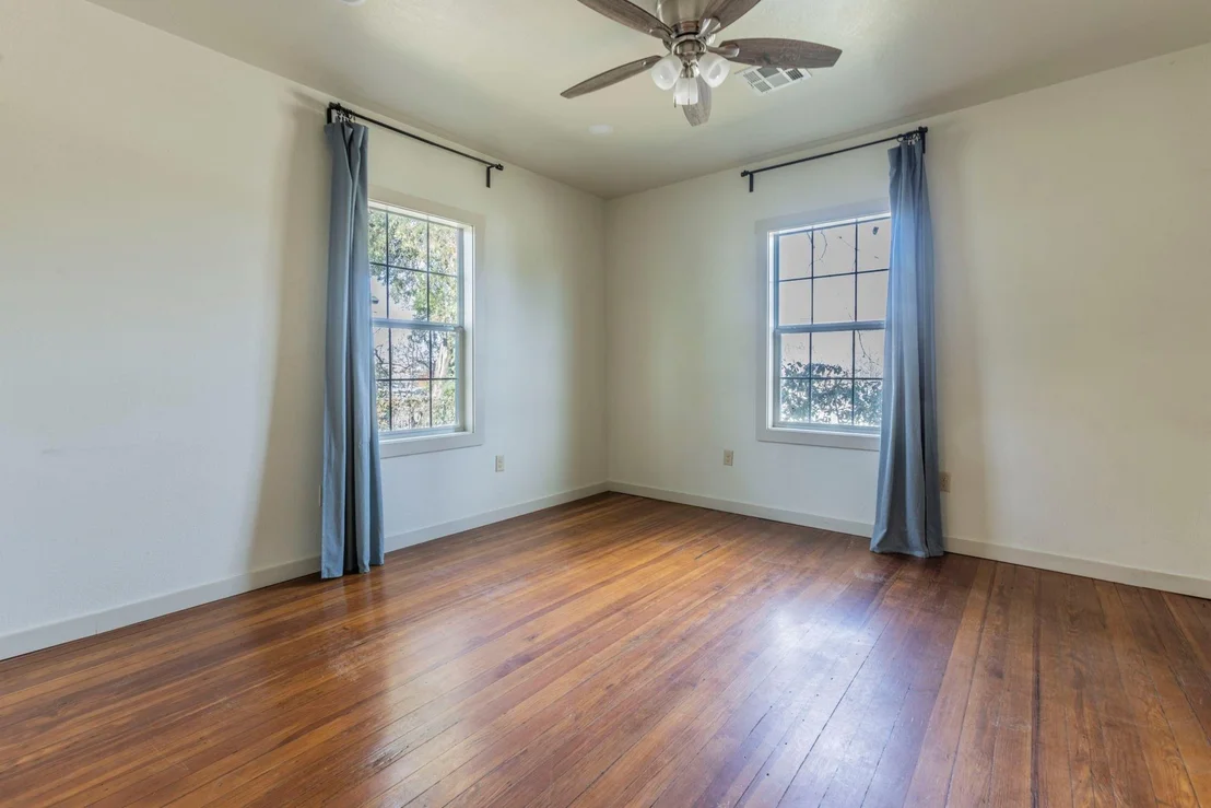 Photo of 1200 N 4th Street