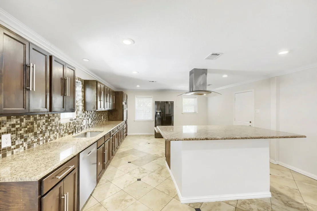Photo of 917 Stratford Drive