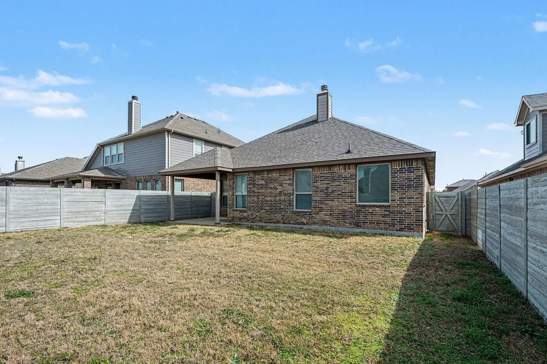 Photo of 905 Falcon Road