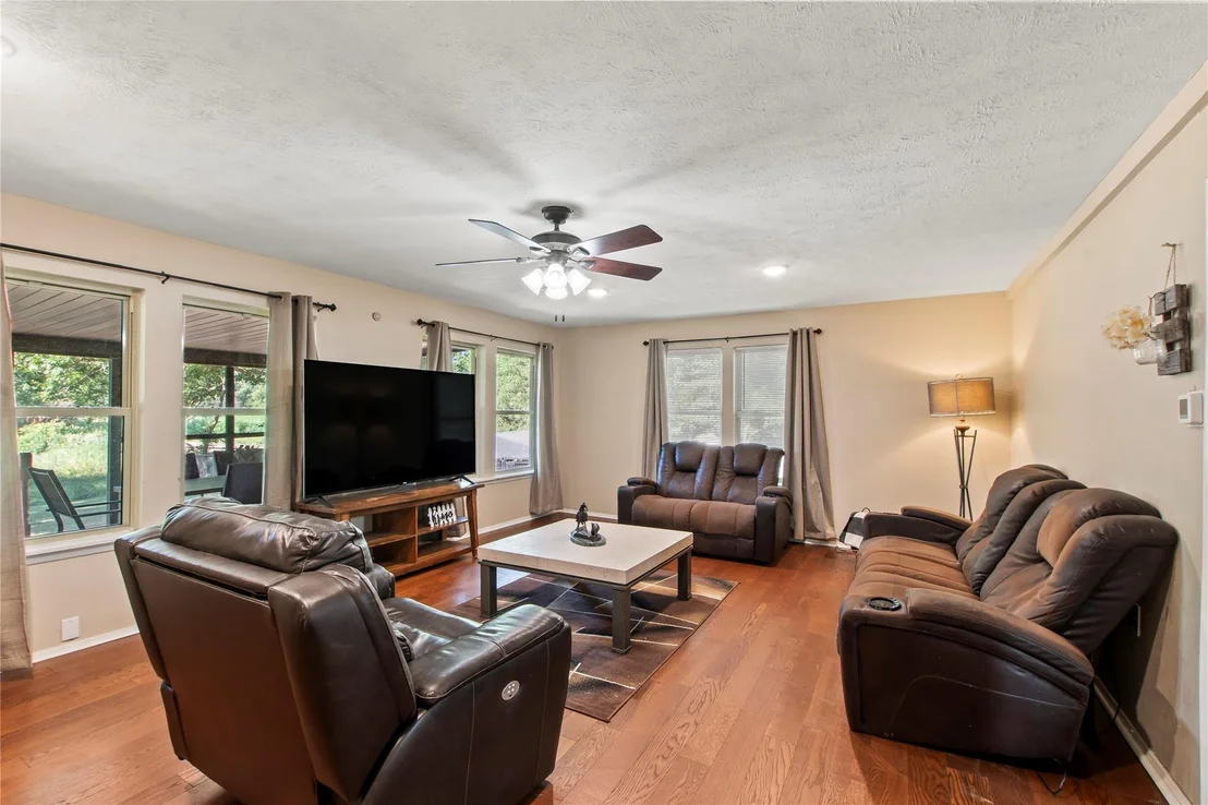 Photo of 335 Running Brook Road