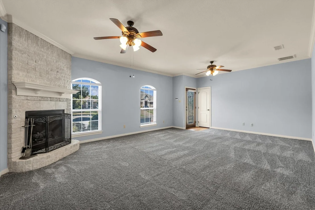 Photo of 32 North Shore Circle