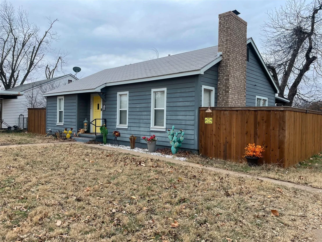 Photo of 1208 Carolina Street