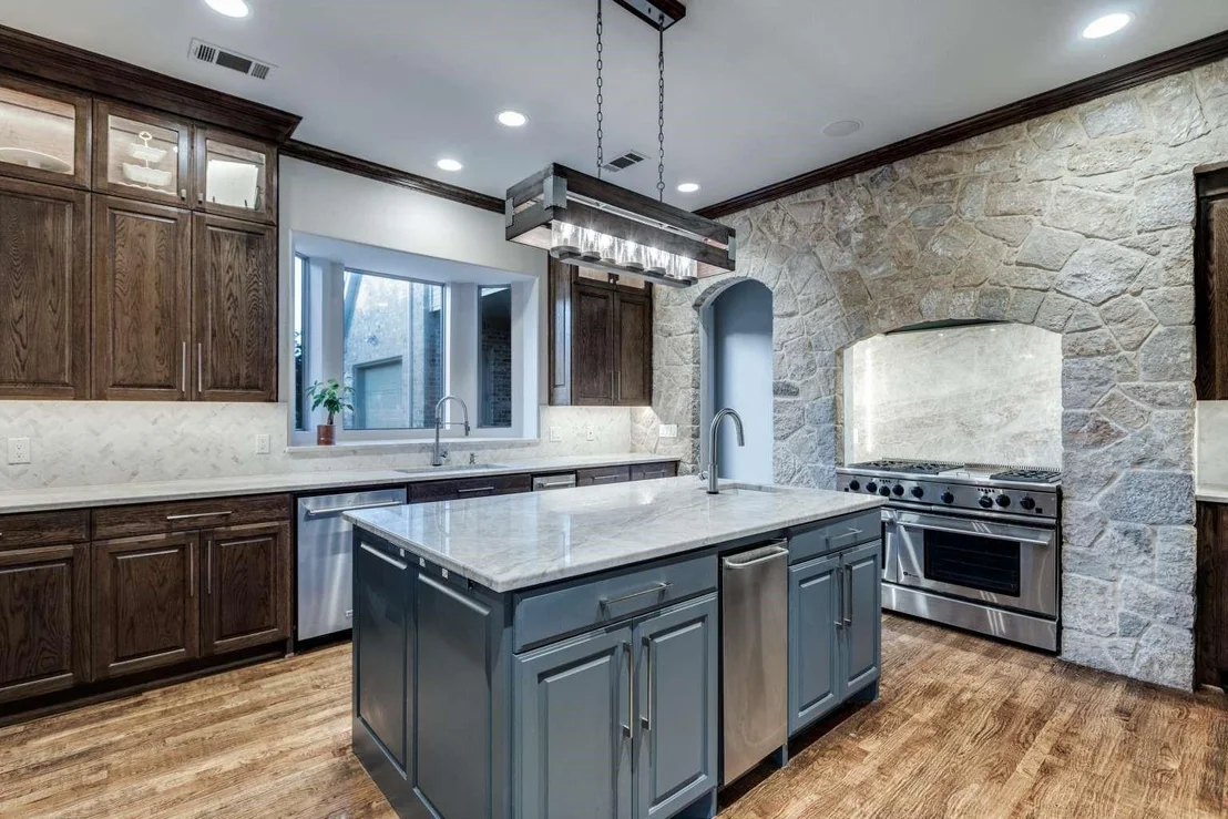 Photo of 403 Creekside Drive