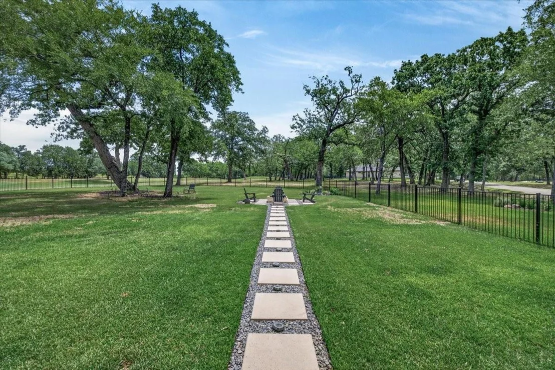 Photo of 181 Colonial Drive