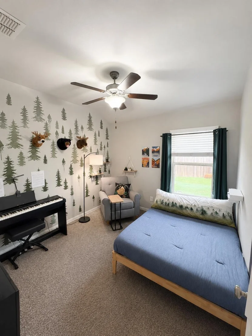 Photo of 347 Chamberlain Drive