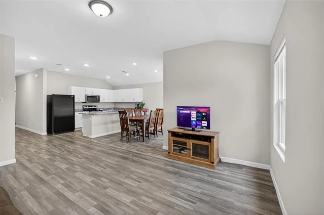 Photo of 901 E 3rd Street