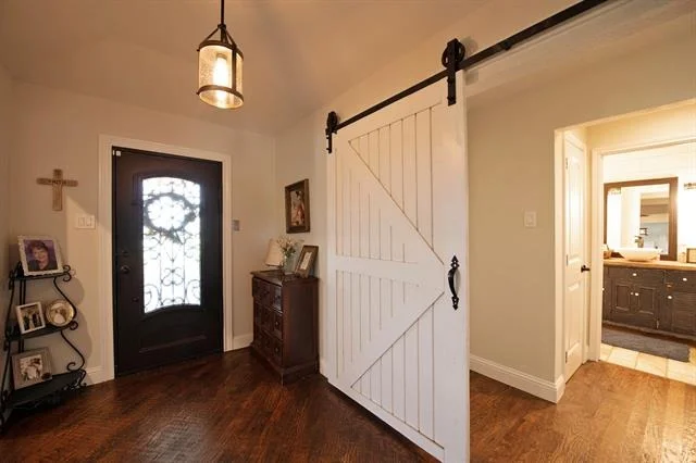 Photo of 6612 Eastview Drive