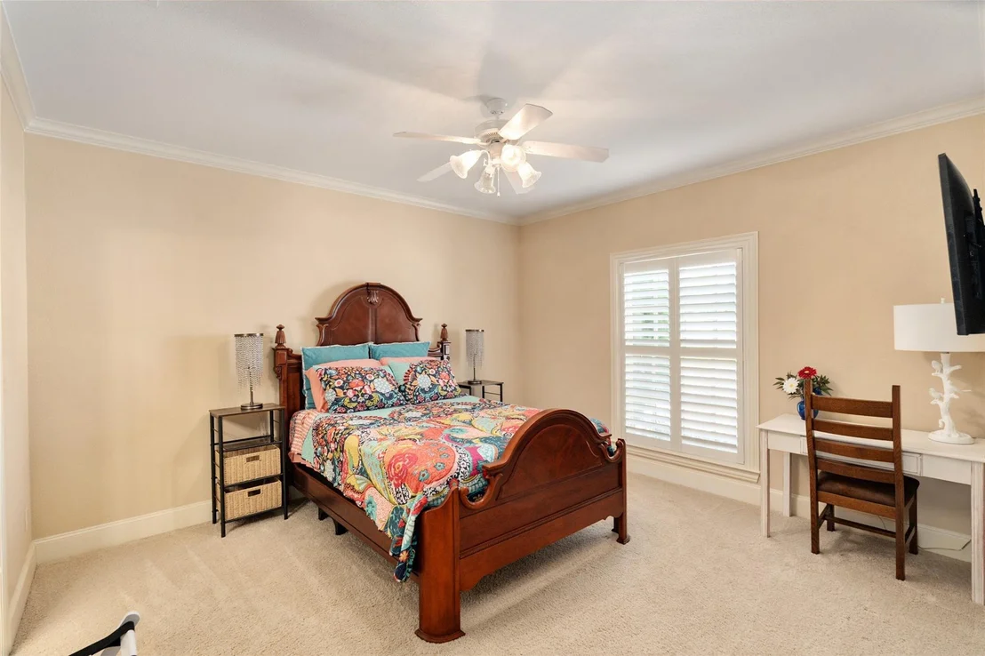 Photo of 229 Lakeside Drive