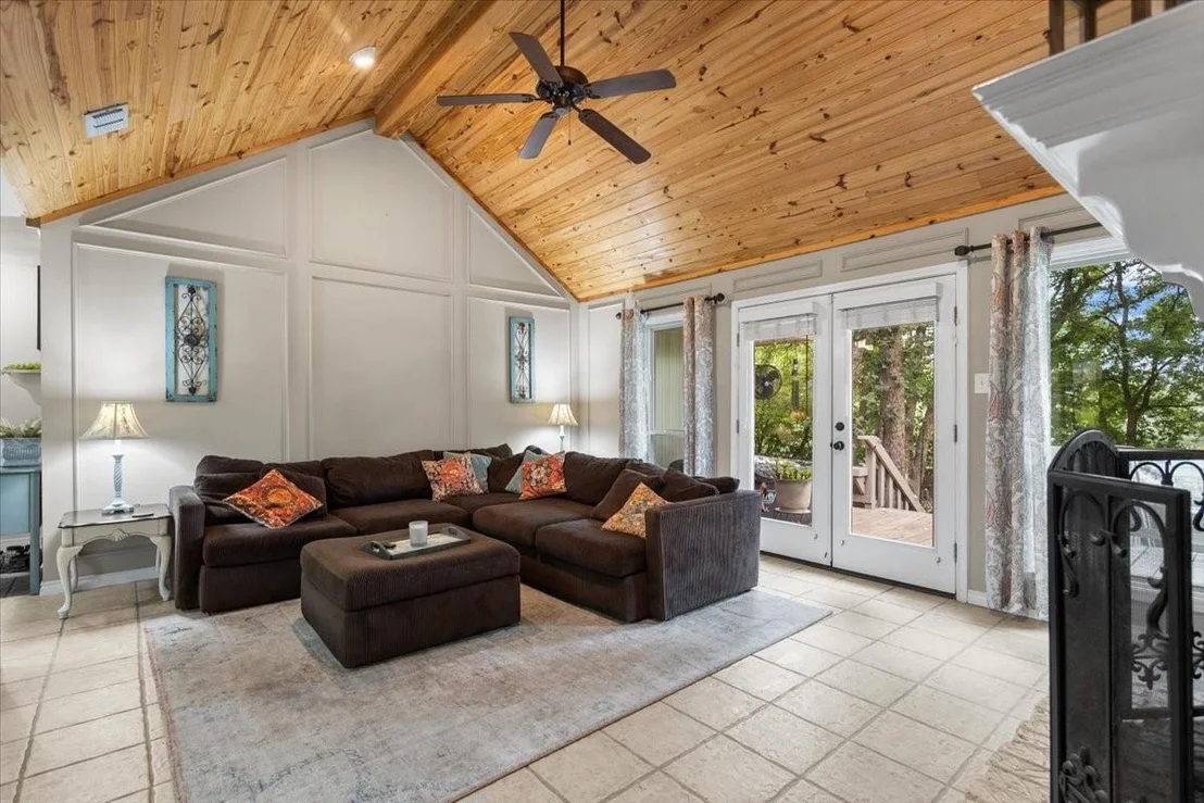Photo of 226 Pinewood Lane