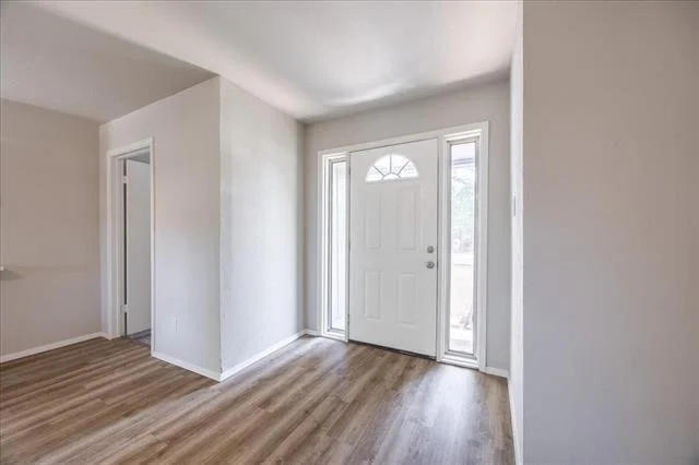 Photo of 301 Bellaire Drive