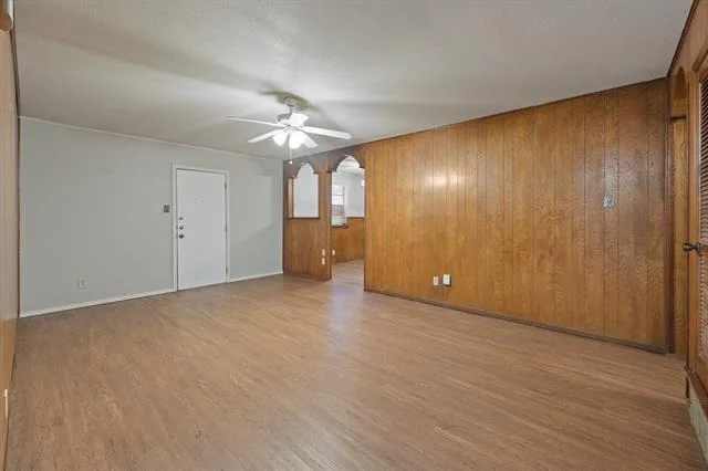 Photo of 541 Sandra Lane